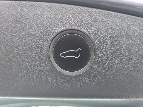 Used 2023 Tesla Model 3 Performance image 16