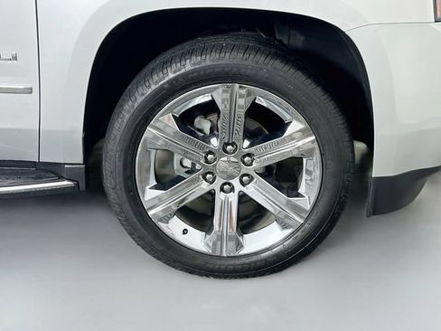 Used 2019 GMC Yukon Denali w/ Open Road Package AWD/4WD image 42