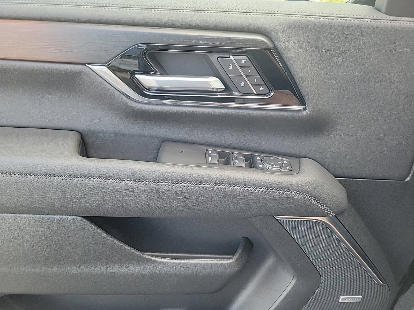 New 2026 GMC Yukon Denali w/ Advanced Technology Package RWD image 18