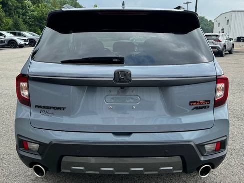 Used 2022 Honda Passport TrailSport image 6
