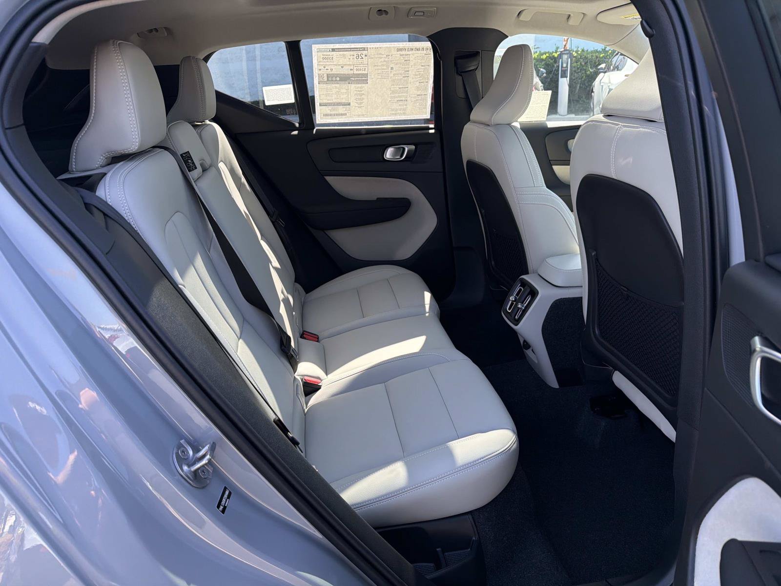New 2026 Volvo XC40 B5 Plus w/ Protection Package Premier AWD/4WD image 19