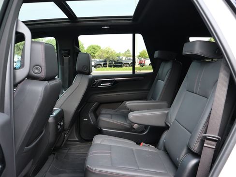Used 2025 Chevrolet Tahoe RST w/ Comfort Package AWD/4WD image 26