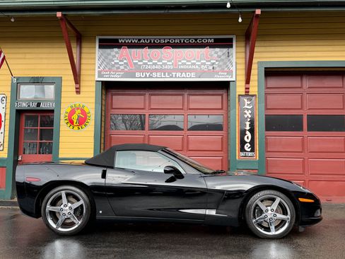 Used 2006 Chevrolet Corvette Convertible w/ Preferred Equipment Group image 4