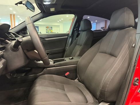 Used 2017 Honda Civic EX image 6