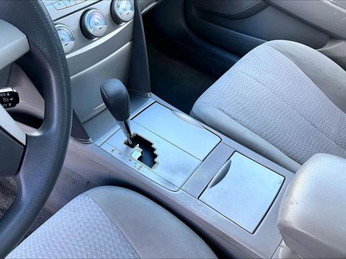 Used 2011 Toyota Camry LE image 16