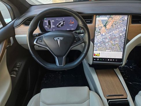 Used 2021 Tesla Model X Long Range AWD/4WD image 14