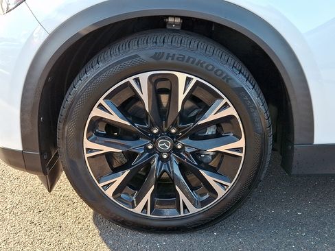 Certified 2024 MAZDA CX-90 Plug-In Hybrid w/ Premium Pkg AWD/4WD image 10