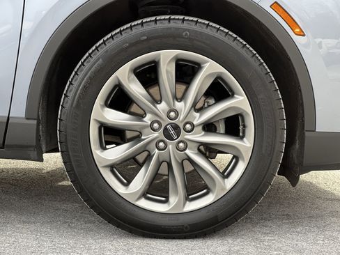 Used 2022 Lincoln Corsair Standard w/ Premium Package image 10