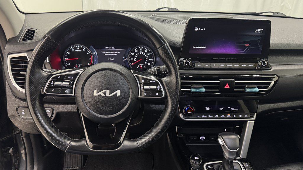 Used 2022 Kia Seltos SX w/ Sunroof Package AWD/4WD image 27