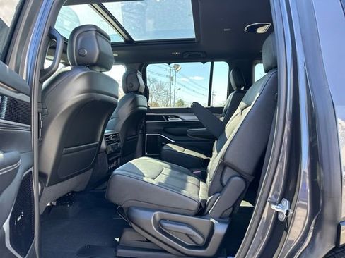 New 2026 Jeep Grand Wagoneer Limited AWD/4WD image 19