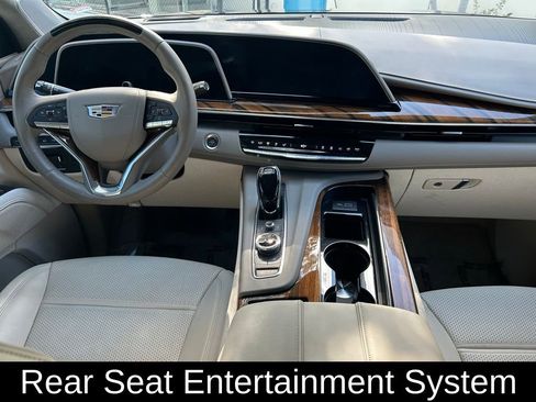 Used 2024 Cadillac Escalade Premium Luxury Platinum image 10