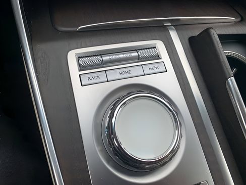 Used 2024 Genesis GV80 3.5T image 18