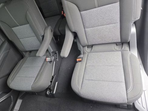 New 2026 GMC Acadia Elevation image 29