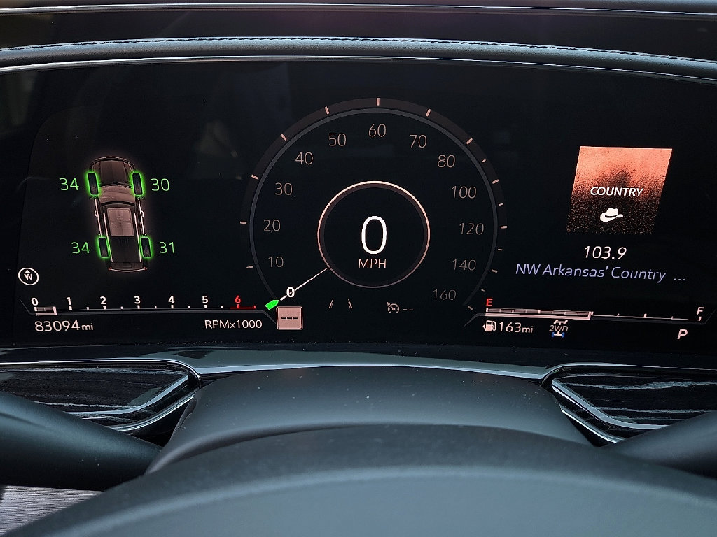 Used 2021 Cadillac Escalade Sport AWD/4WD image 18
