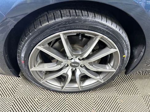 Used 2023 Genesis G70 2.0T image 10