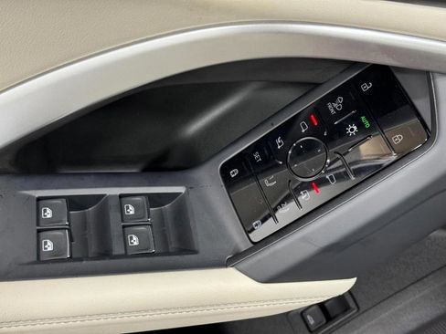 New 2025 Audi Q5 Premium Plus image 24