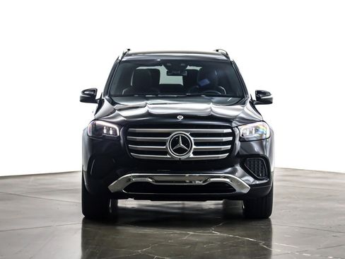 New 2025 Mercedes-Benz GLS 450 4MATIC image 2