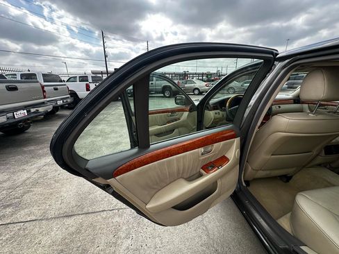 Used 2005 Lexus LS 430 image 20
