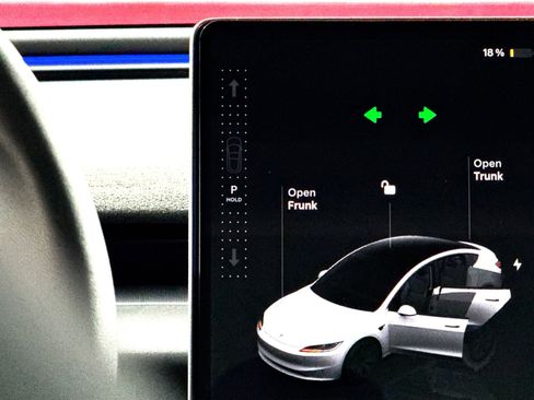 Used 2024 Tesla Model 3 Standard Range RWD image 22