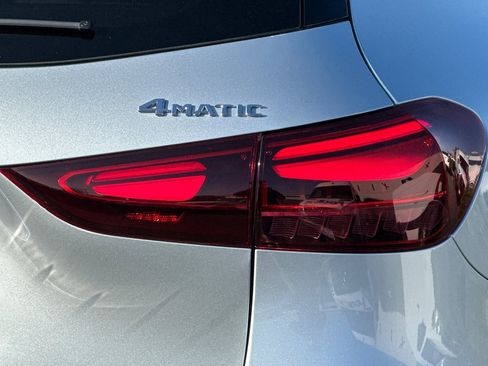 Certified 2025 Mercedes-Benz GLA 250 4MATIC image 27