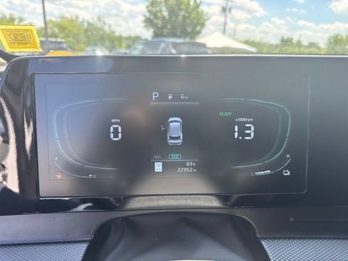 Certified 2023 Kia Sportage LX AWD/4WD image 16