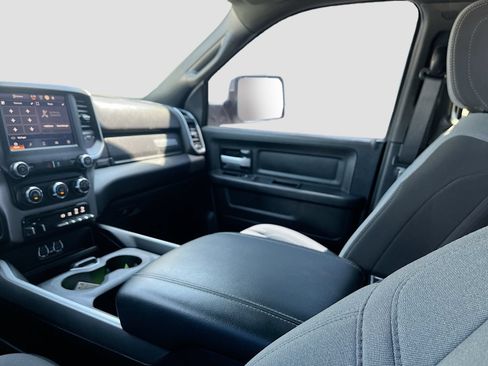 Used 2024 RAM 2500 Big Horn w/ Off Road Package AWD/4WD image 21