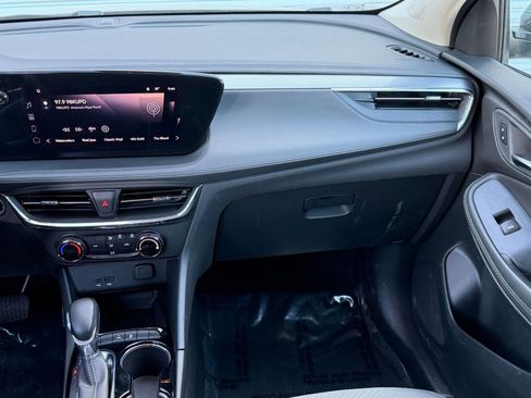 Used 2025 Buick Encore GX Preferred image 34