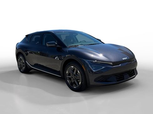 New 2026 Kia EV6 Light RWD image 7