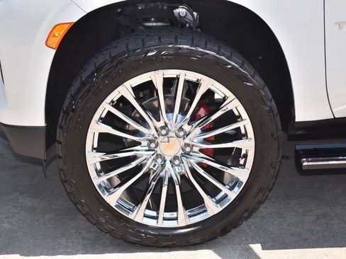 Used 2021 Chevrolet Tahoe High Country w/ Premium Package RWD image 43