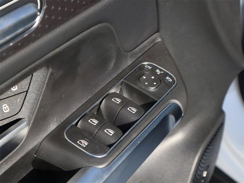 New 2026 Mercedes-Benz GLB 250 4MATIC image 29