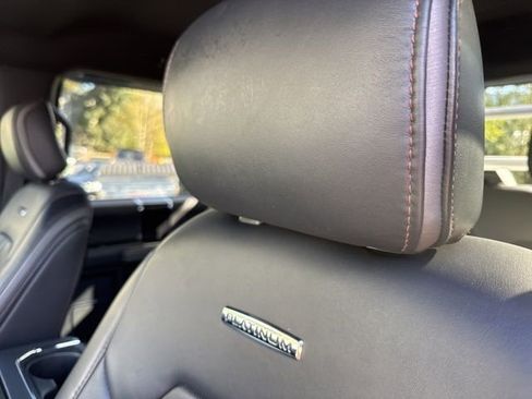 Used 2022 Ford F450 Platinum image 3