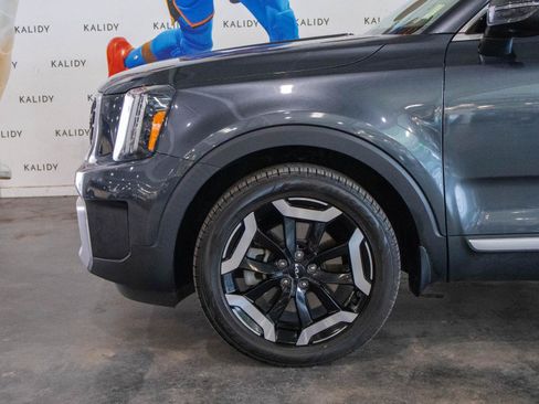 Used 2024 Kia Telluride S w/ S Sunroof Package FWD image 17