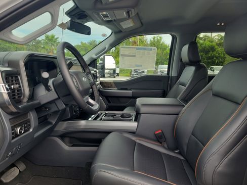 New 2026 Ford F250 Lariat w/ Chrome Package image 18