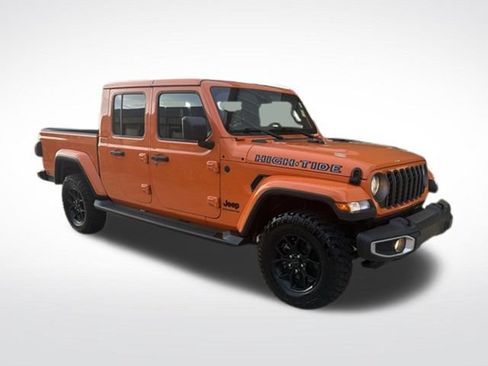 Used 2025 Jeep Gladiator Sport AWD/4WD image 10