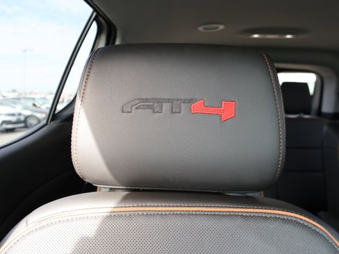 Used 2023 GMC Acadia AT4 w/ Preferred Package image 13