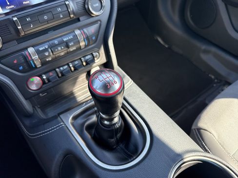 Used 2020 Ford Mustang Shelby GT350 w/ Technology Package image 16