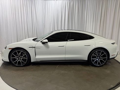 Used 2025 Porsche Taycan 4 image 2