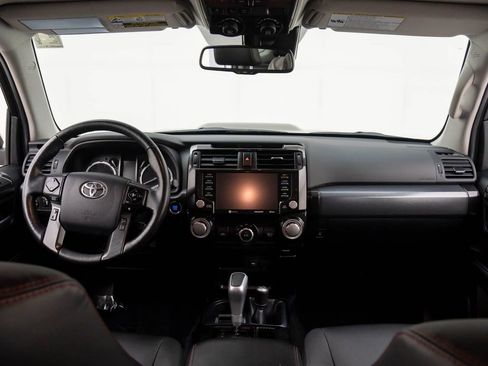 Used 2024 Toyota 4Runner TRD Off-Road Premium image 9