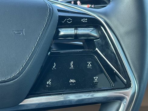 Certified 2026 Cadillac Escalade IQL Sport 2 AWD/4WD image 37