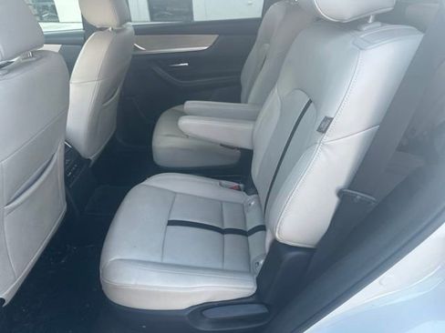Certified 2024 MAZDA CX-90 3.3 Turbo w/ Preferred Plus AWD/4WD image 17