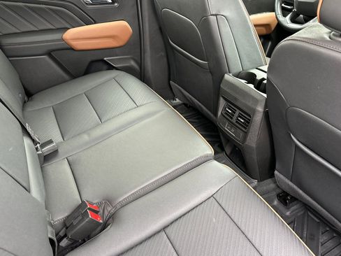 Used 2024 GMC Canyon AT4 w/ LPO, Off Road Lift Package image 17