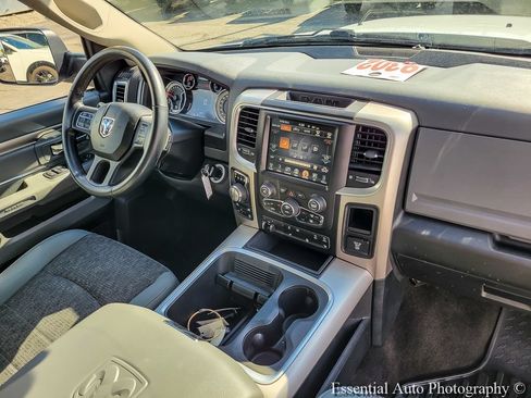 Used 2017 RAM 1500 Big Horn AWD/4WD image 19