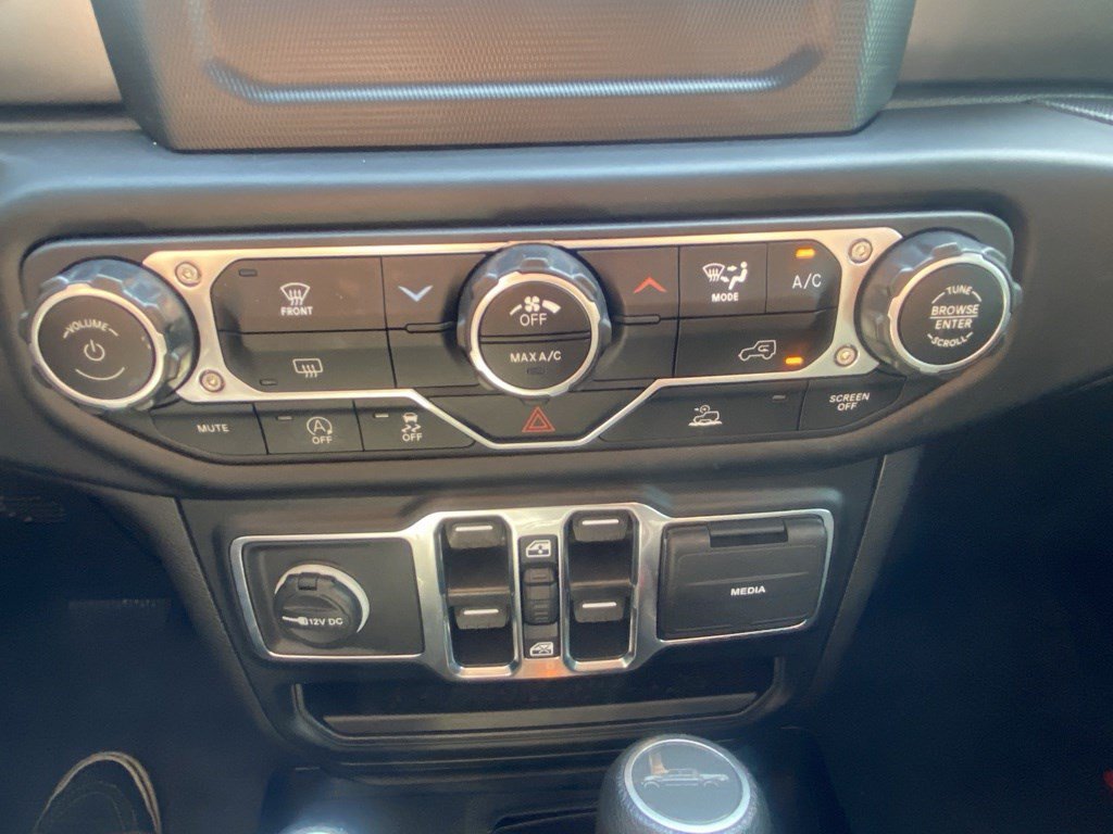 Used 2023 Jeep Gladiator Sport AWD/4WD image 31