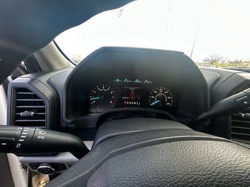 Used 2018 Ford F150 XL w/ Equipment Group 101A Mid image 15