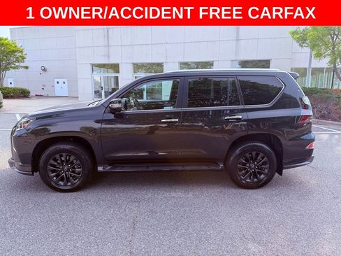 Used 2023 Lexus GX 460 Luxury w/ Sport Design Package image 4