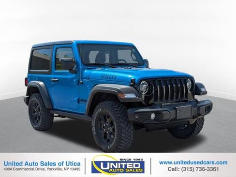 Used 2022 Jeep Wrangler Sport AWD/4WD image 1