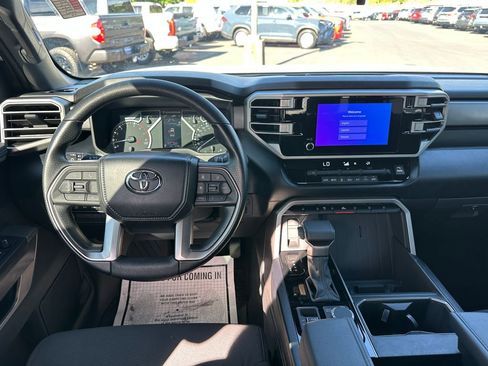 Certified 2026 Toyota Tundra SR5 AWD/4WD image 16