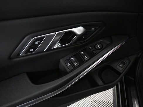 Used 2023 BMW 330i 330i w/ Driving Assistance Package image 8