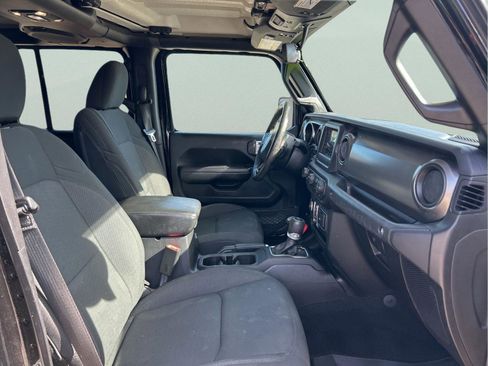 Used 2019 Jeep Wrangler Unlimited Sport S image 30