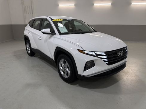 Used 2024 Hyundai Tucson SE AWD/4WD image 4